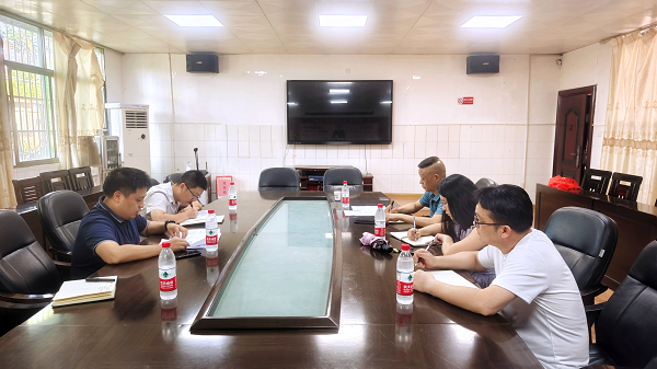 學(xué)院黨委委員、宣傳統(tǒng)戰(zhàn)部部長(zhǎng)劉超深入電氣工程學(xué)院、馬克思主義學(xué)院開展調(diào)研工作